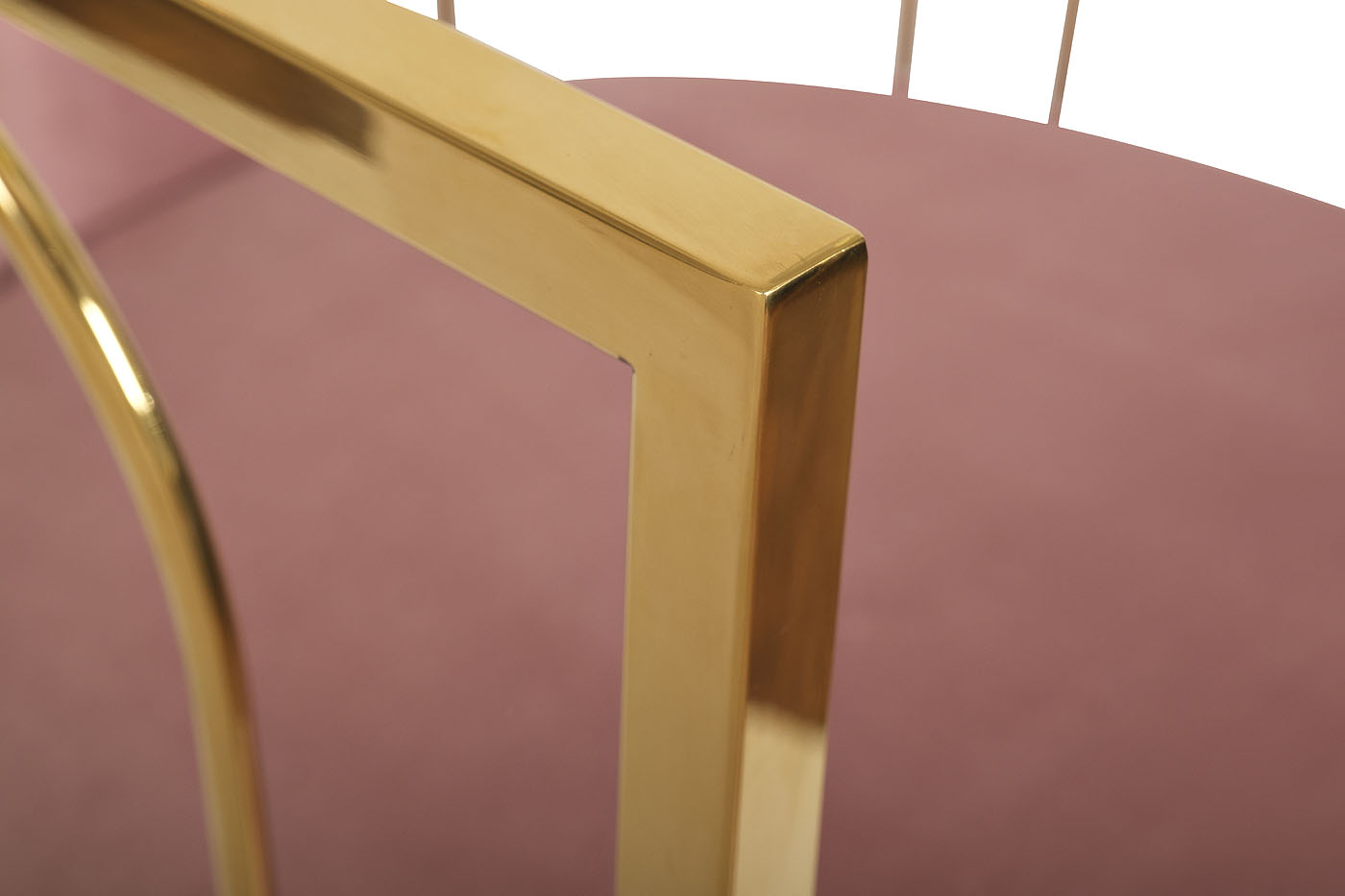 Стул велюр розовый/золото 56,5*55*75см