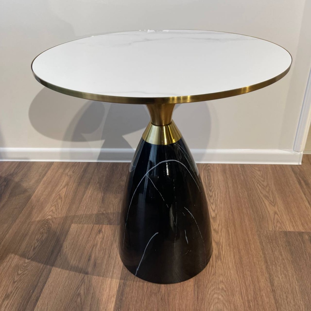 Стол кофейный 673