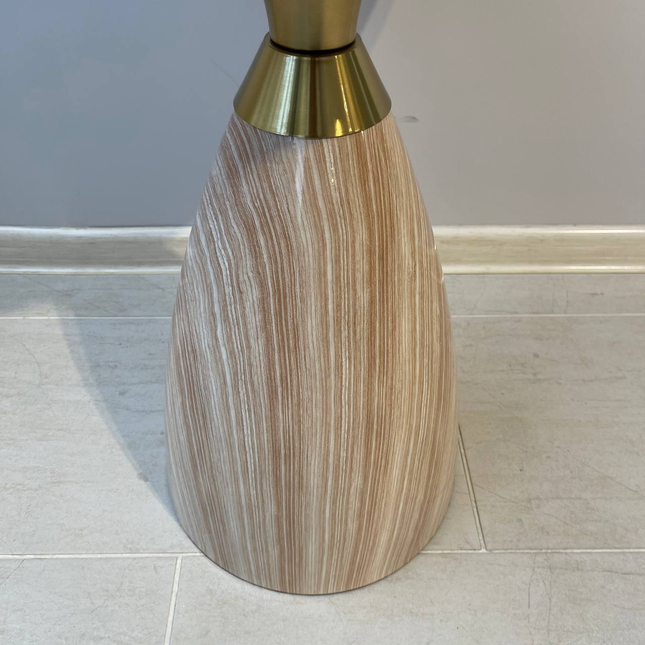 Стол кофейный 673