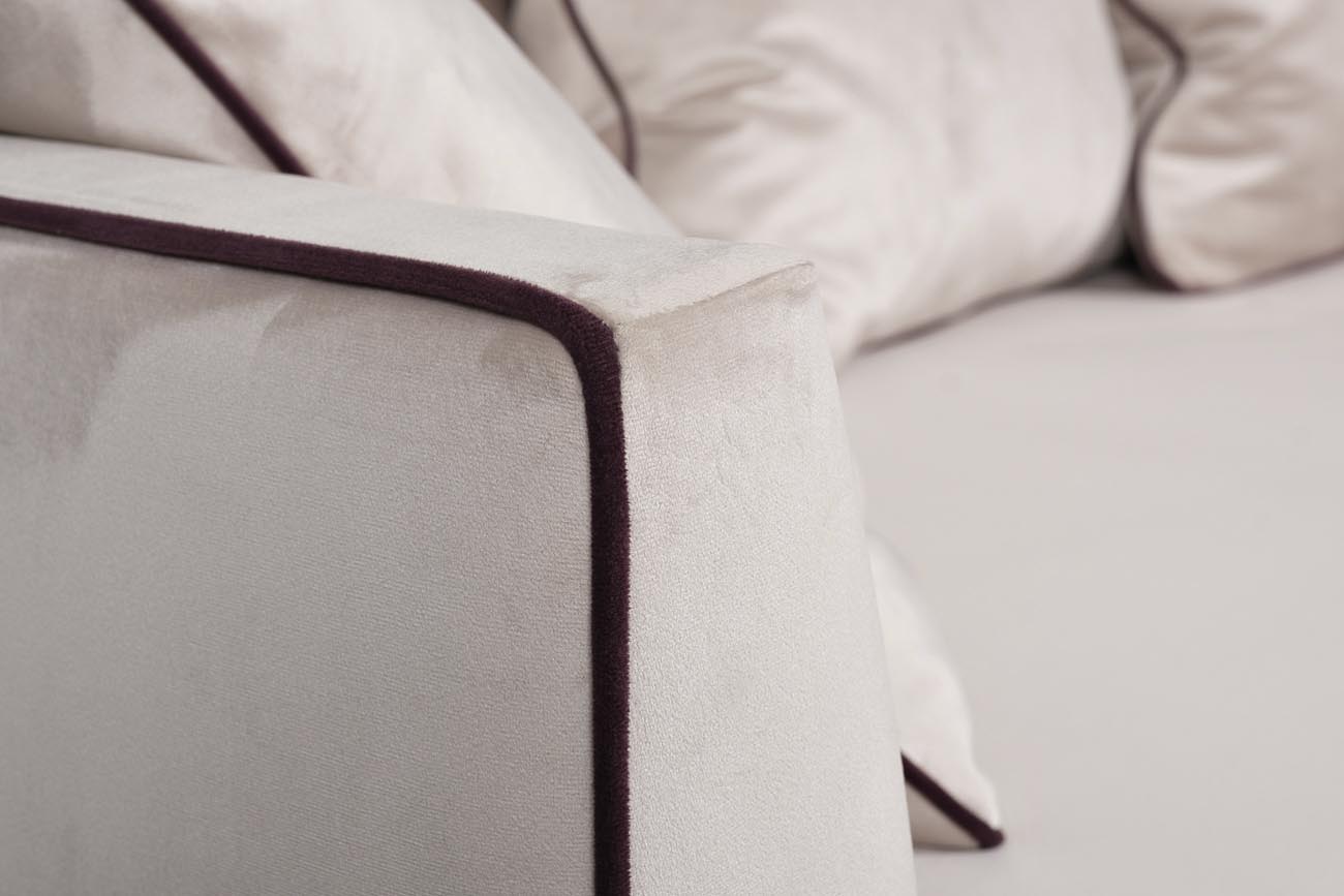 Диван Mores(K)кант трехмест.раскл. велюр беж. MORES(K)-Colt002+Vel35