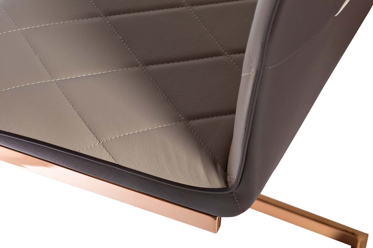 Стул экокожа бежевая 44*56*89см