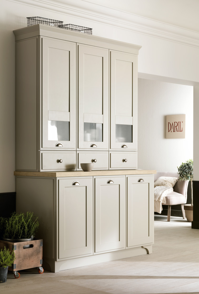 Кухня на заказ Favilla Италия Scavolini