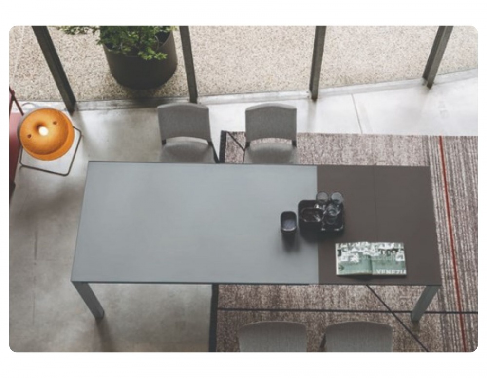 Стол обеденный Space фабрики Sedit