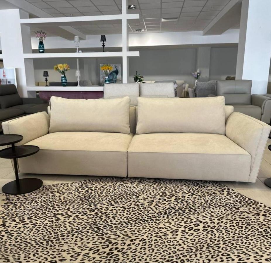 Прямой диван SF 20125