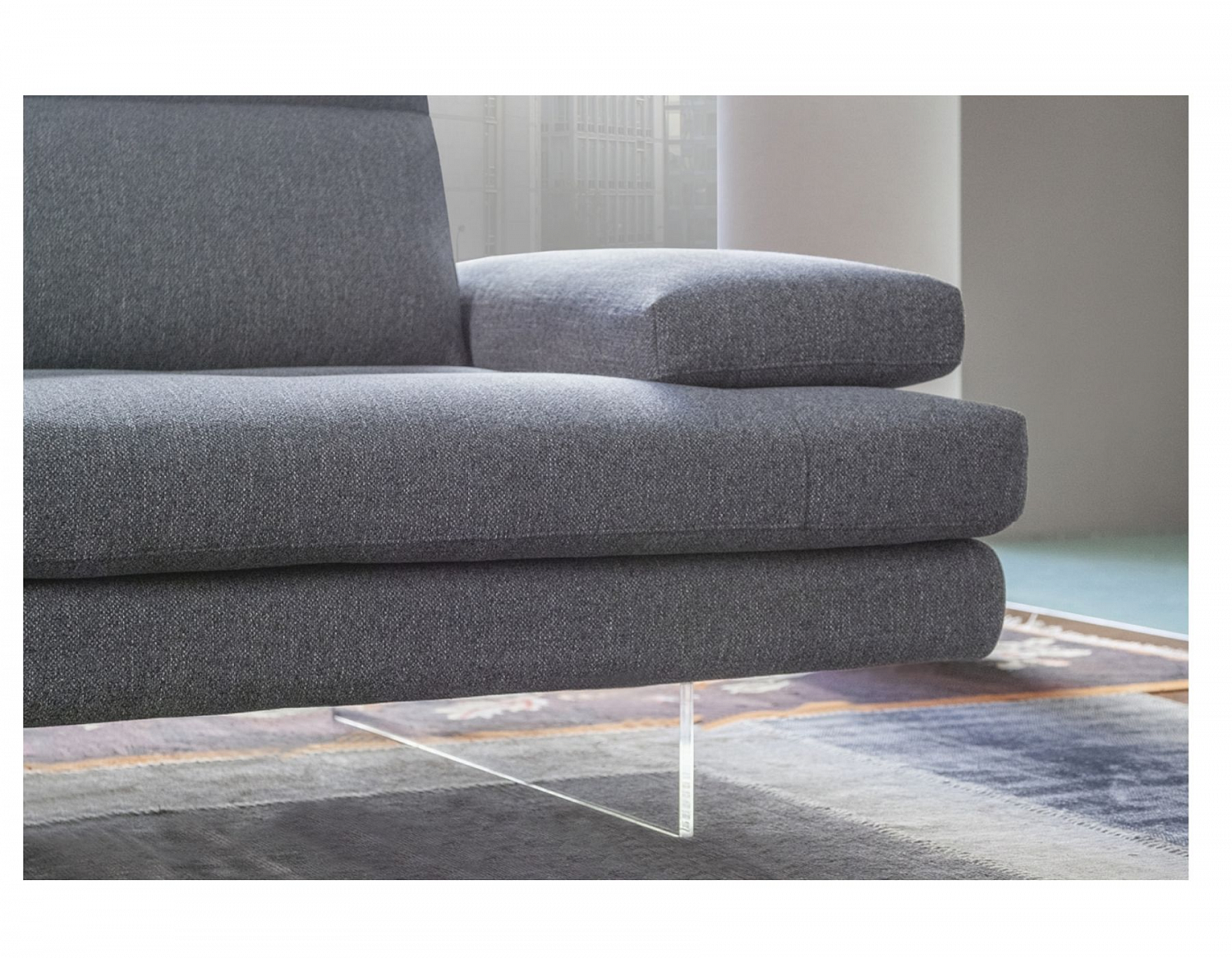 Диван Toby Wing: Раскройте крылья комфорта в вашем доме