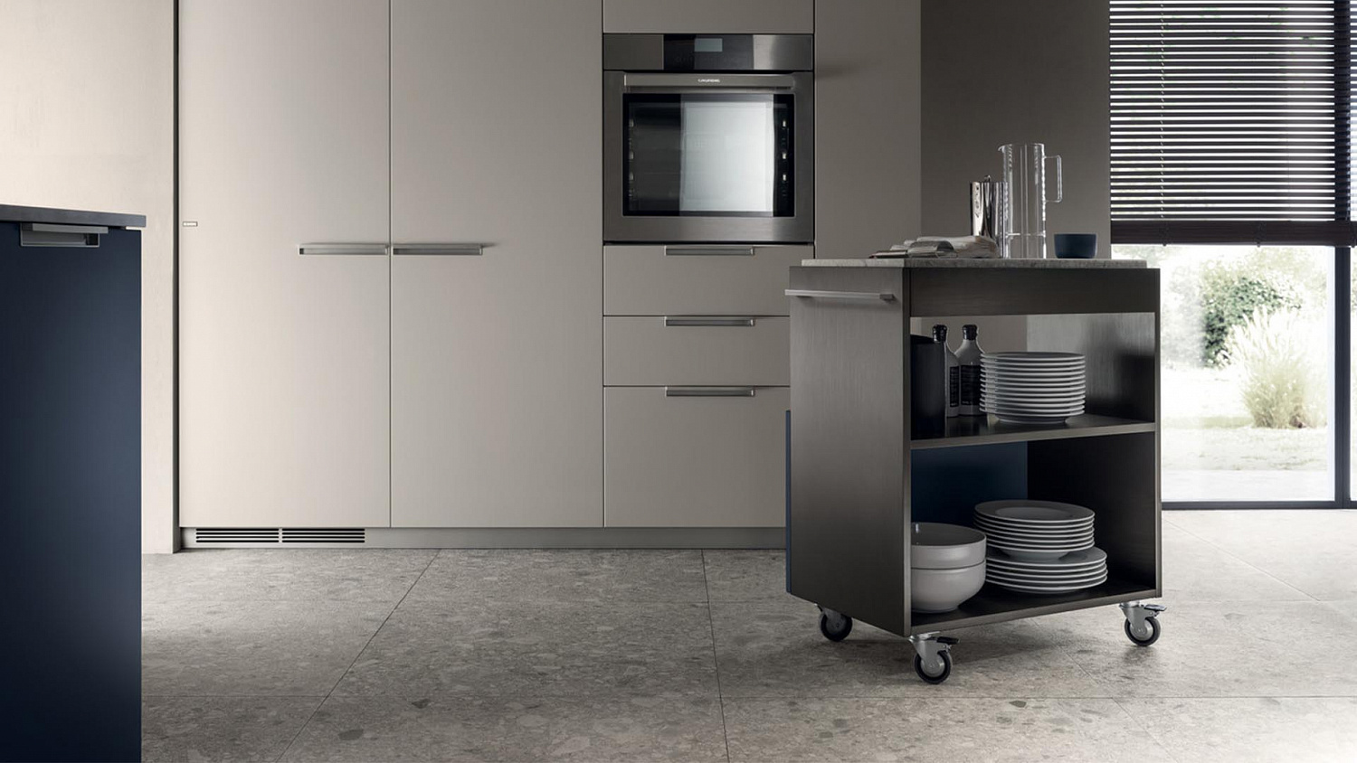 Тележки на кухне