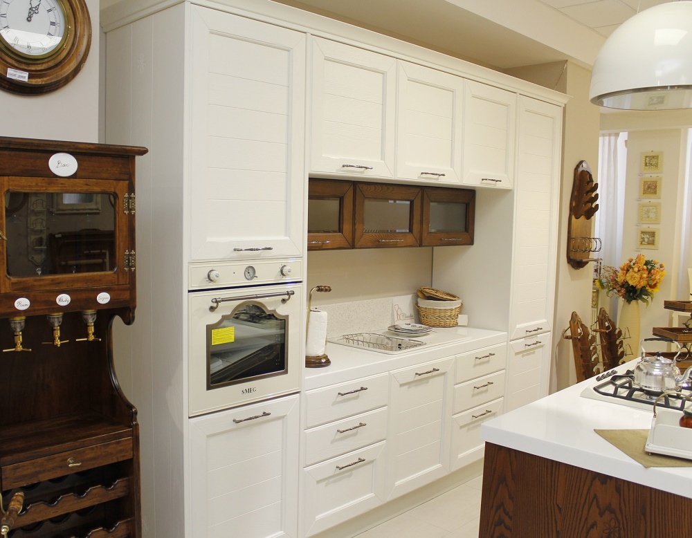 Деревянная кухня купить из наличия Claudia Италия LUBE cucine в Ставрополе