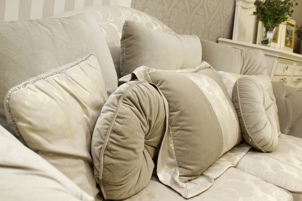 Диван Anastasia от Goldconfort: Воплощение итальянской роскоши в вашем интерьере