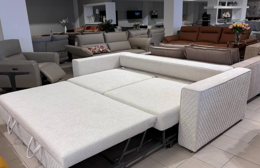 Прямой диван современный  в ткани "Арко престиж"