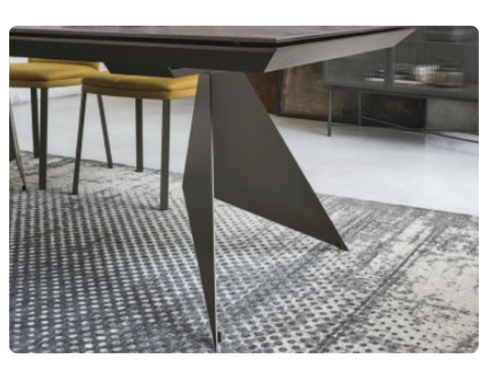 Стол обеденный Vela фабрики Sedit