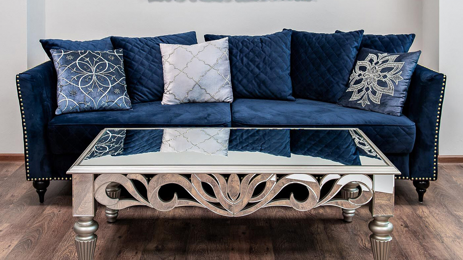 Декоративные подушки в интерьере