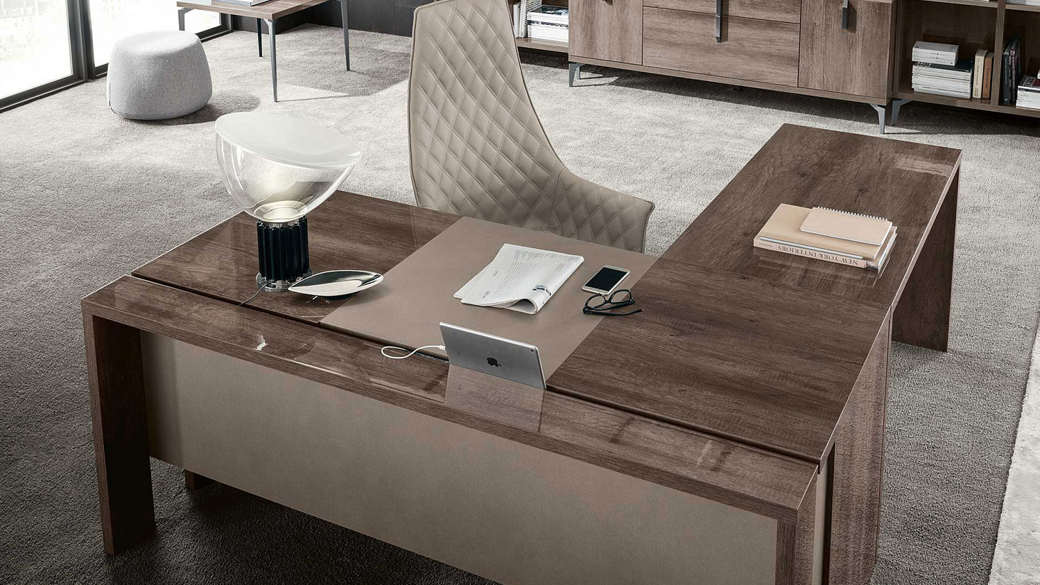 Новая линия элегантной и функциональной офисной мебели